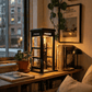 ✨📞 PROMO FLASH 50% ! Lampe Cabine Téléphonique Vintage – Noir Mat, Lumière Chaude, 9x9x21 cm, Piles, Décoration Rétro Urbaine, Idéale Bureau & Chambre 🏮