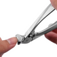 ✂️👵✨ PROMO LIMITÉE 50% ! Coupe-Ongles pour Seniors et Personnes à Mobilité Réduite – Ouverture Extra-Large, Récupérateur de Rognures, Prise Ergonomique Antidérapante, Acier Inoxydable (Argent/Noir) 🛡️