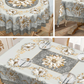 🌺🎀 50 % DE RÉDUCTION ! ✨ Nappe Fleurie en Relief Imperméable – Polyester Haute Densité – Anti-Tache & Lavable en Machine pour Salle à manger Élégante 🍽️