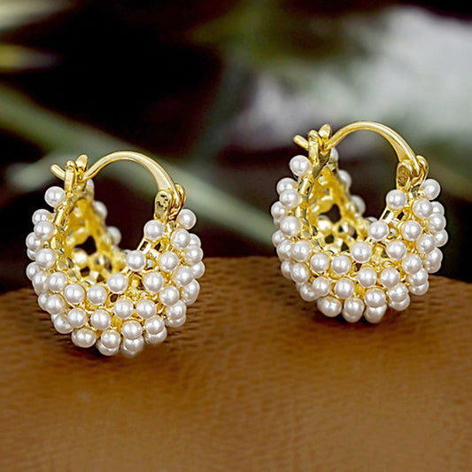 💎✨ PROMO FLASH : 50% DE RÉDUCTION ! Créoles Panier Tressées Dorées avec Perles Nacrées – Tressage Sculptural, Fermoir Charnière Sécurisé & Léger for une Élégance Raffinée au Quotidien ✨