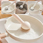 🔥 -50% IMMÉDIAT ! 🍳 Ensemble de Brosses à Casserole Pivotantes à Suspendre – Manche Long Réglable 6 Positions & Manche Court Anti-Fuite – Poils Courbés pour un Nettoyage Efficace – Idéal pour Casseroles, Poêles et Éviers – Blanc et Beige 🧽✨