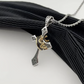 👑 PROMO FLASH 50% ! ✨ Pendentif Croix & Couronne en Titane – Bijou Porte-Bonheur, Style Vintage & Hypoallergénique ✝️