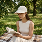 🧢☀️ PROMO FLASH 50% ! Casquette Solaire UPF 50+ Queue de Cheval Femme – Bloque 99% UV, Structure Maintenue, Sangle 54-60cm, Boutons Anti-Vent, 3 Coloris ✨🌿