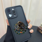 📱✨ PROMO -50% ! Coque iPhone Silicone Premium Antichoc – Grip Ergonomique Antidérapant, Rebord Surélevé Caméra, Ultra-Fin Léger, Emblème Stylisé · 4 Coloris · iPhone 12 à 17 🛡️