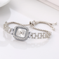 ⏳⌚ PROMO FLASH 50% ! Montre Bracelet Carrée à Quartz Femme – Cordon Coulissant Ajustable, Cristaux Scintillants, 9 Coloris, Idéale Bureau & Soirée ✨