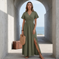 🌿 OFFRE LIMITÉE – 50% DE RÉDUCTION ! ☀️ Robe Respirante à Col V et Fente Latérale – Tissu Rayonne Doux, Coupe Maxi Fluide & Boutonnage Classique – Idéale pour les Jours Chauds, le Brunch et les Courses Quotidiennes 👒