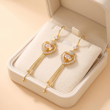 📢 -50% !! ⏰ Boucles d’Oreilles Pendantes Cœur avec Franges et Zircons – Alliage Cuivre + Zircon – Design Romantique & Éclat Luxueux pour Mariage et Soirée 💎