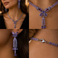 🦋 -50% ! ✨ Parure Collier et Boucles d’Oreilles Papillon – Cuivre + Strass – Violet Clair – Collier 31+10 cm – Boucles 6 cm – Élégance Légère 💜