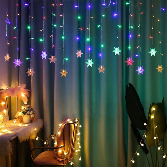 ❄️ PROMO FLASH : 50% DE RÉDUCTION ! Rideau Lumineux LED Flocons de Neige 8 Modes d'Éclairage – Double Alimentation USB/Piles, Basse Tension Sûre for une Décoration de Noël Enchantée et Magique ✨